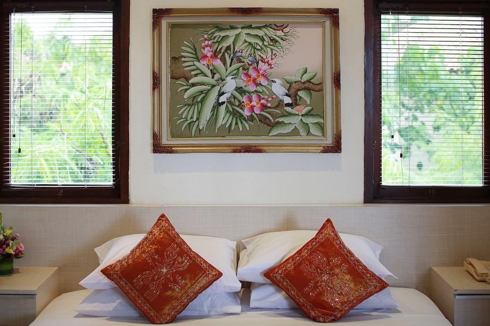 The Batu Belig Hotel & Spa Seminyak Exterior foto