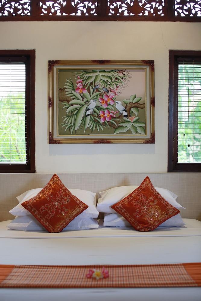 The Batu Belig Hotel & Spa Seminyak Exterior foto